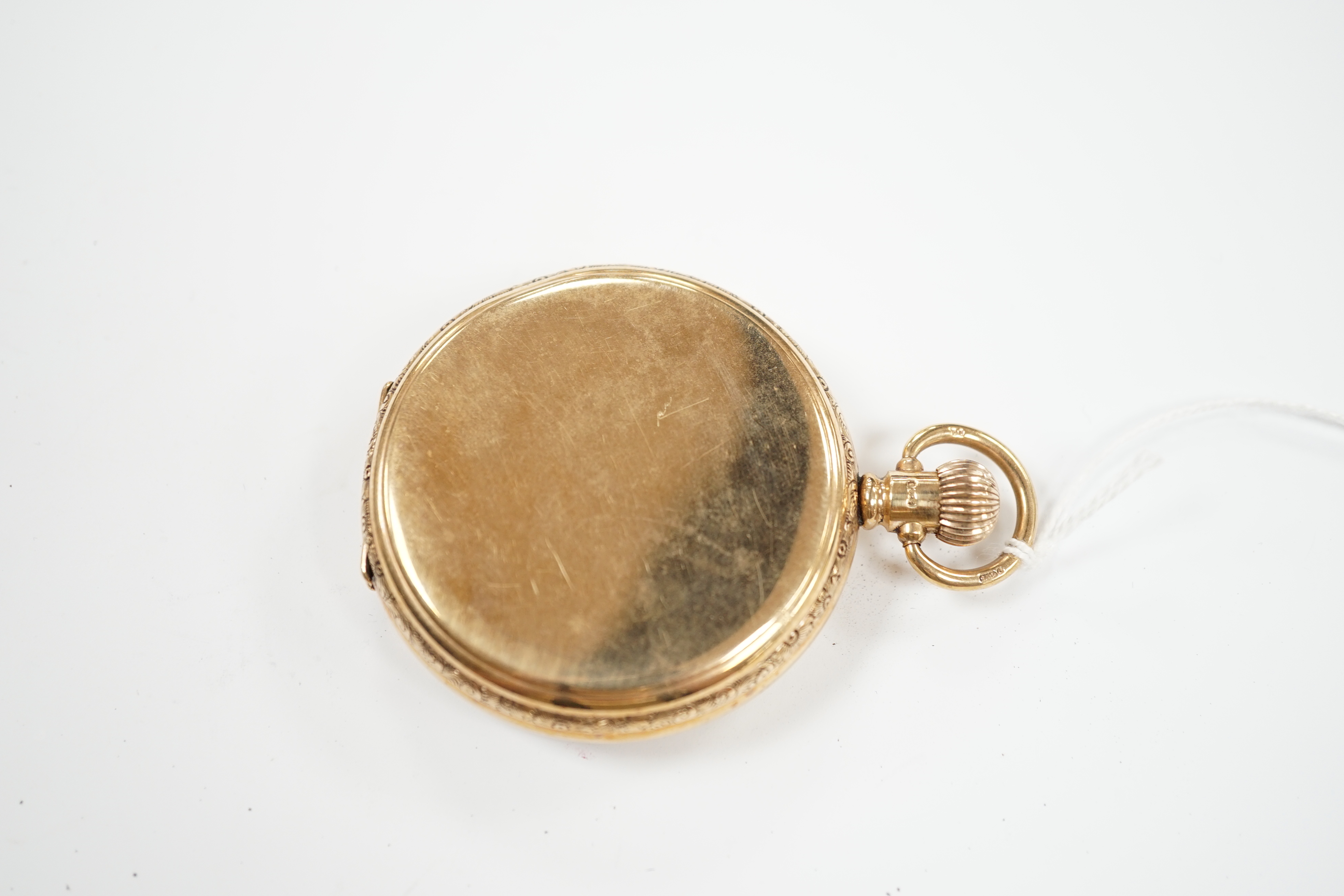 A George V 9ct gold keyless hunter pocket watch, with Roman dial and subsidiary seconds, case diameter 50mm, gross weight 107 grams.